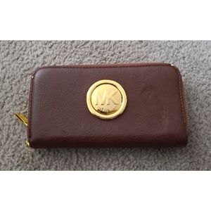 HP 🌻Michael Kors Double Sided Clutch Wallet